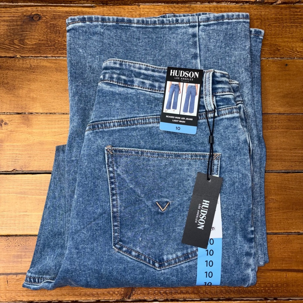 Hudson Seamed Wide Leg Jeans Wmns 10 (32x30) Light Wash Blue Denim High Rise NEW